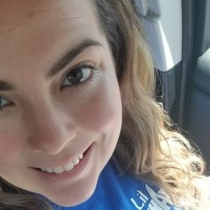 Meet your Posher, Alessandra